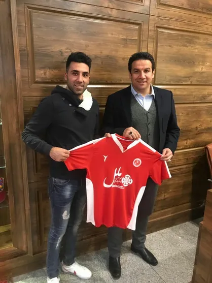 اولین خرید زمستانی گل&zwnj;محمدی از مسجدسلیمان آمد +عکـس