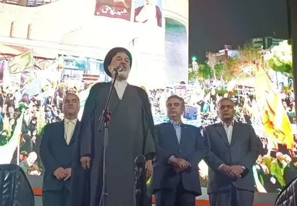 مشاور رئیس جمهور: کشور ما یک مکتب و یک راه هست/تندرو و کندرو در کشور ما وجود ندارد