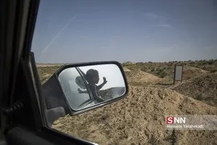 امیر شیری کودک ۱۱ ساله اهل شهر مراوه تپه استان گلستان پسر بزرگ خانواده چهار نفری است. او دو برادر کوچک تر از خود دارد. این سه پسر به مدت سه سال است پدر خود را در اثر تصادف از دست داده است. امیر طی این سه سال در کارواش آنه دوجی(دایی خود)کار می‌کند. آنها بعد از از دست دادن پدرشان توان مالی تکمیل خانه در حال ساخت شان را ندارند و همراه با مادر و برادرانش در خانه داییشان زندگی می کنند. با اینکه خانواده او تحت پوشش کمیته امداد امام خمینی(ره) هست ولی امیر برای ادامه تحصیل بدون کار کردن نیاز به حمایت مالی بیشتری دارد.