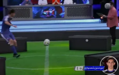 برخورد توپ به صورت مجری &laquo;ستاره&zwnj;ساز&raquo;