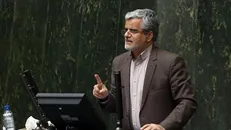 شورای نگهبان باعث کاهش برخی اختیارات مجلس شده است/قائل به نظارت استصوابی شورای نگهبان هستم