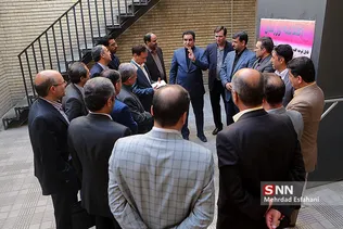 اندی