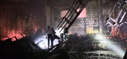 ساختمان آمفی تئاتر دانشگاه پیام&zwnj;نور اوز در آتش سوخت/ هیچ فردی مصدوم نشده است