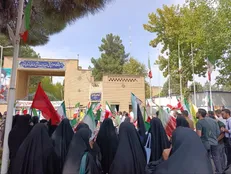 دانشجویان دانشگاه علوم پزشکی قزوین پای کار ایران آمدند/ «انتقام خون رهبر شهید» مطالبه دانشگاهیان+فیلم