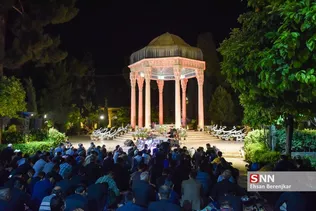 مراسم شب قدر در حافظیه شیراز