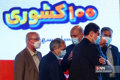 ششمین همایش ملی تجلیل از رتبه های زیر 100 کشوری