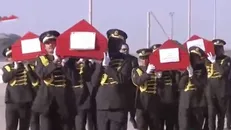 بدرقه پیکر جانباختگان سقوط هواپیمای هیات نظامی لیبی در آنکارا