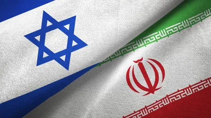 روزنامه&zwnj;نگار آمریکایی در دوگانه ایران یا اسرائیل: امیدوارم ایران پیروز شود + عکس