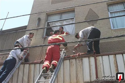 سقوط بانوی 38 ساله از طبقه چهارم منزل مسكونی +عکس
