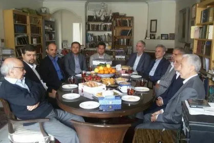 وزیر علوم با اساتید پیشکسوت دانشگاه&zwnj;ها دیدار کرد