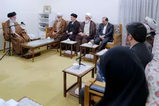 رهبر انقلاب: همه امامان در پی ایجاد جامعه اسلامی از طریق حکومت بودند / معارف ائمه (ع) باید به زبان فنی و شیوه‌های درست منعکس شود + فیلم