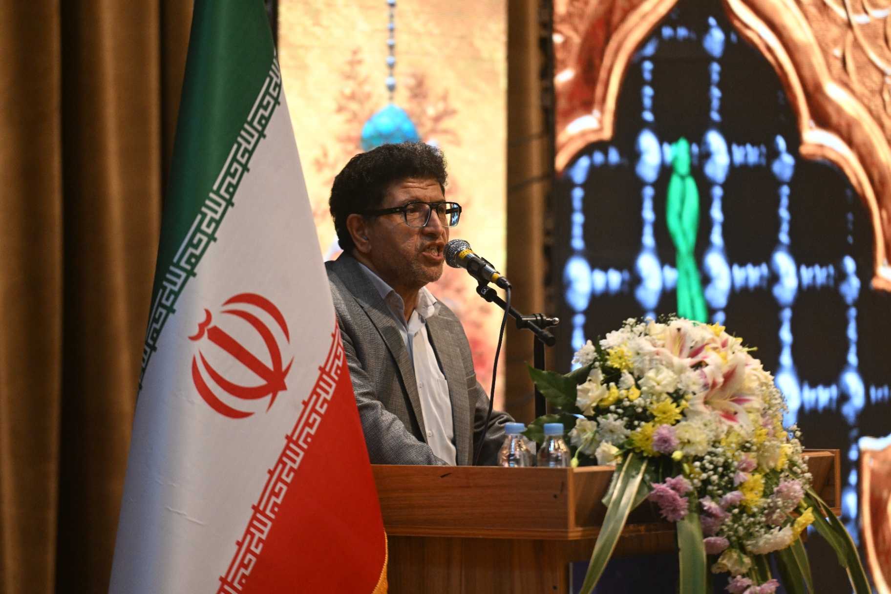 جشنواره عکس رضوی بستری برای ثبت و روایت فرهنگ رضوی است/۵ هزار اثر به چهاردهمین جشنواره عکس رضوی رسید