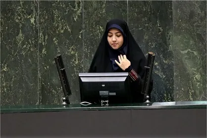 کشاورزی که خودش زکات می داده الان زکات گیر شده است