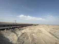 جان‌باختن ۲۱ نفر و مصدوم شدن ۸۷ نفر در حادثه ریلی طبس / وزیر راه: خطای انسانی عامل حادثه است