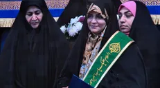 دومین آیین و اجتماع بزرگ بانوان مدافع ولایت در شیراز برگزار شد