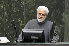 احمدی: سوپرمن‌های اقتصادی فقط در دولت‌های مختلف مسئولیت شان تغییر می‌کند! + فیلم