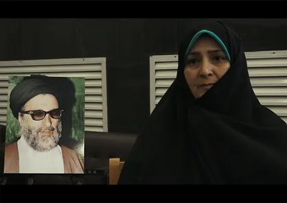 فیلم/ ماجرای عذرخواهی رهبر انقلاب از خانواده یک شهید