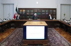 روحانی: دولت به عهد خود در مبارزه با فقر مطلق پایبند بوده است
