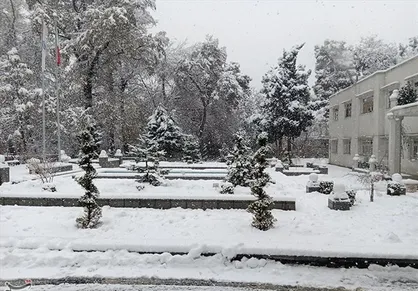 ادارات تهران فردا دوشنبه تعطیل نیست/تصمیم تعطیلی مدارس با آموزش و پرورش است