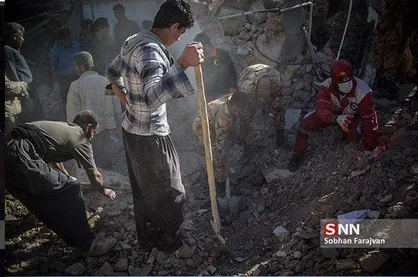 دانشجویان شبِ زلزله در چادر ماندند، مسئولین راحت خوابیدند!/ &laquo;دانشجوجهادگران&raquo; در صف اول کمک&zwnj;رسانی به هموطنان کرمانشاهی