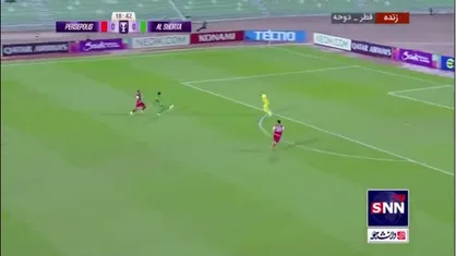 موقعیت خطرناک که توپ به تیرک دروازه پرسپولیس برخورد کرد