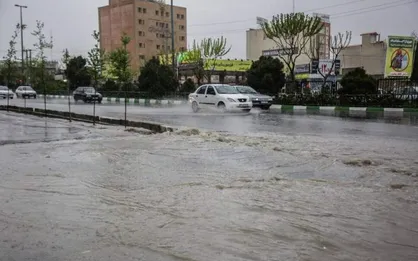 بارش باران مدیریت شهری قم را غافل&zwnj;گیر کرد!+فیلم