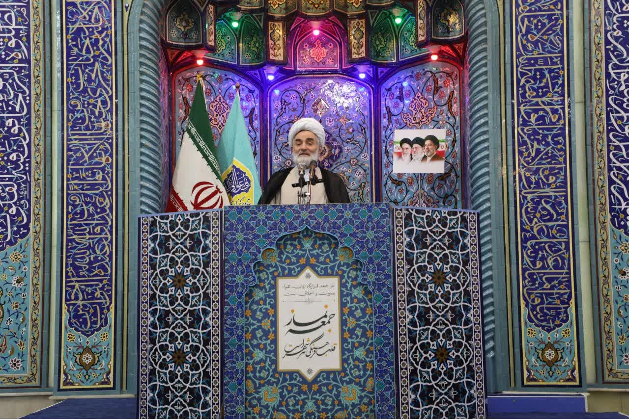 امام جمعه رشت: دوران ذلت و وابستگی پهلوی هرگز باز نخواهد گشت