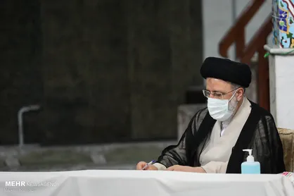 تسلیت رئیس&zwnj;جمهور درپی درگذشت مادر شهیدان &laquo;اسماعیل زاده زنجانی&raquo;