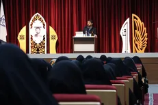 آغاز به کار سی‌ونهمین نشست میاندوره دفتر تحکیم وحدت در مشهد مقدس