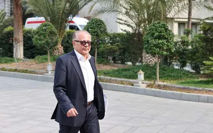 شهرام دبیری برکنار شد
