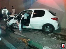 برخورد خودرو با شیر هیدرانت آتش نشانی در بزرگراه بعثت +عکس