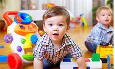 ۵ بازی ساده داخل خانه‌ای برای کودکان