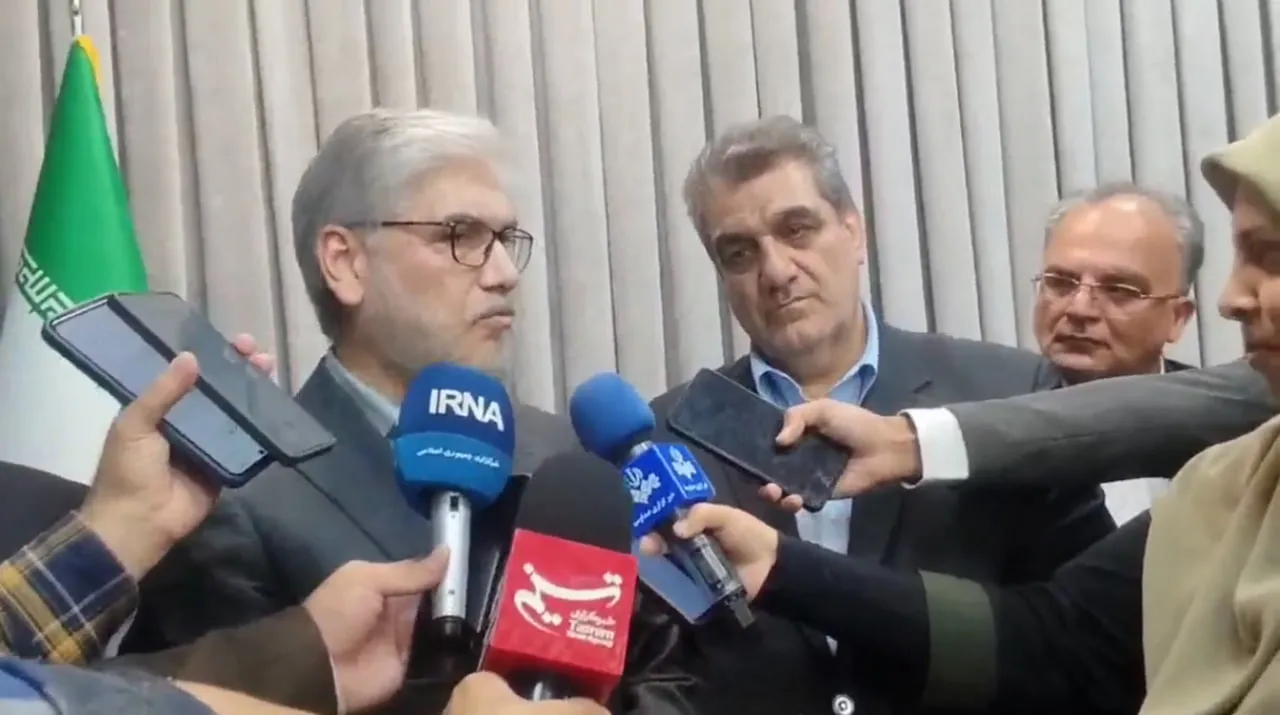 وزیر علوم: سال تحصیلی دانشجویان جدیدالورود از نیمه دوم آبان‌ماه آغاز می‌شود / بهره‌برداری از ۱۰۱۴ پروژه کلان در استان سمنان+فیلم
