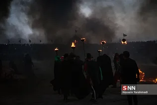 اجرای تعزیه واقعه عاشورا با حضور عاشقان حضرت اباعبدالله الحسین (ع) در نوش آباد کاشان