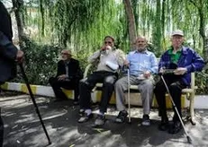 سال آینده حقوق بازنشستگان افزایش پلکانی می‌یابد