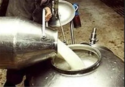 تثبیت قیمت شیرخام با نرخ ۱۳۰۰ تومان
