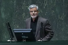 دانشجویان اصفهانی خواستار مناظره با «صادقی» در موضوع FATF شدند