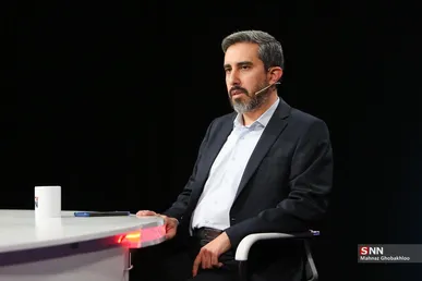 صالحی: آقای زیباکلام جنایت میناب توسط آمریکا نیز شما را به بازنگری و تأمل وادار نکرد؟ + فیلم