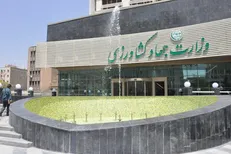 وزیر جهاد کشاروزی دولت سیزدهم روی مدیران لیبرال و غرب‌زده دولت قبل را کم کرده است
