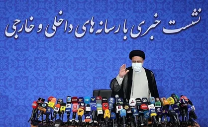 رئیس جمهور با ارائه گزارش فرصت گزارش عملکرد دولت در دو سال گذشته را فراهم کند