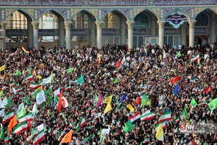 اجتماع خانوادگی «سلام فرمانده» در جمکران