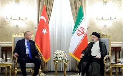 دیدار و گفت&zwnj;وگوی رئیس جمهور ترکیه با آیت&zwnj;الله رئیسی