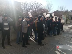 دانشجویان ساکن خوابگاه‌های سطح شهر دانشگاه تهران تجمع اعتراضی برگزار کردند + عکس