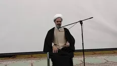 شرکت در اردوی جهادی عاملی برای رفع غرور و تکبر است