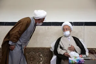 عمامه‌گذاری طلاب در میلاد امام حسین(ع)