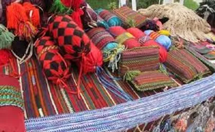 فعالیت ۸۴ رشته صنایع دستی در البرز / ۳۱ هنرمند استان موفق به دریافت مهر اصالت شدند