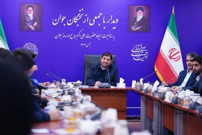 مخبر: مزیت راهبردی ایران نیروی جوانِ تحول&zwnj;خواهِ فناور است/ فناوری باید به حکمرانی وارد شود