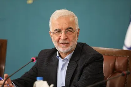 مومنی: یک جمعه ندیدیم که شهید رئیسی در سفر نباشد/ در انتخاب استاندار خراسان شمالی وسواس به خرج دادیم