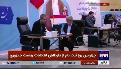 محمود صادقی، نماینده اسبق مجلس برای ثبت نام در انتخابات ریاست جمهوری وارد ستاد انتخابات وزارت کشور شد