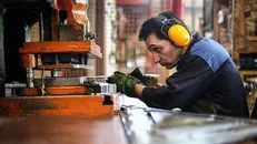 حضور مخرب شبکه بانکی در فعالیت‌های سوداگرانه / لزوم حمایت بیشتر از پیشران‌های اقتصادی و اشتغال‌زا